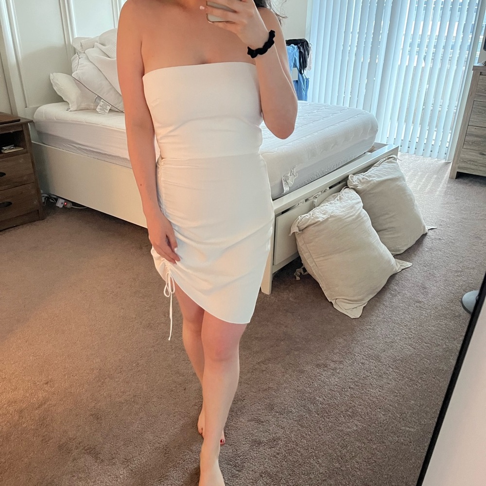 Amanda Uprichard Leeza dress in Ivory size medium